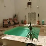 Casa La Zarzamora 펜션 *